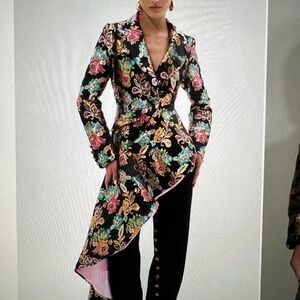 STEPPING OUT ASYMMETRICAL BLAZER - M